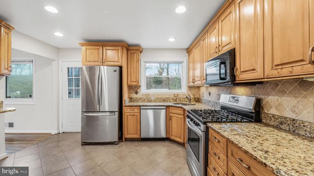 1903 FENWOOD AVE, Oxon Hill, MD 20745