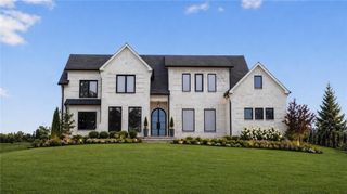 2445 Sunflower Drive, Hoschton, GA 30548