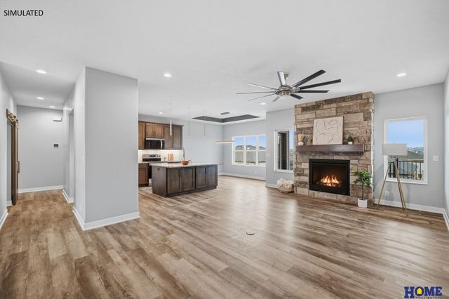 8121 Kallum Drive, Lincoln, NE 68516