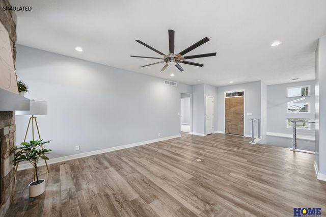 8121 Kallum Drive, Lincoln, NE 68516