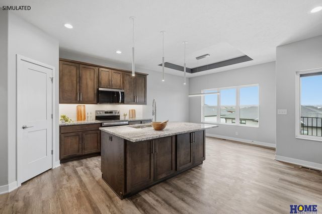 8121 Kallum Drive, Lincoln, NE 68516