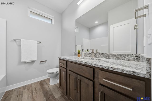 8121 Kallum Drive, Lincoln, NE 68516