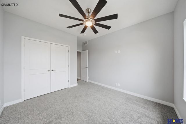 8121 Kallum Drive, Lincoln, NE 68516