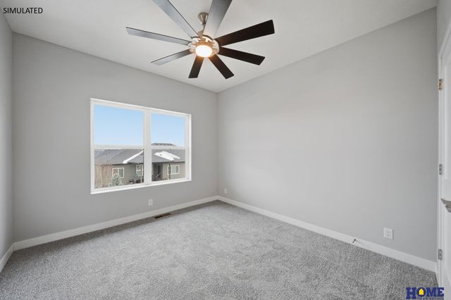 8121 Kallum Drive, Lincoln, NE 68516