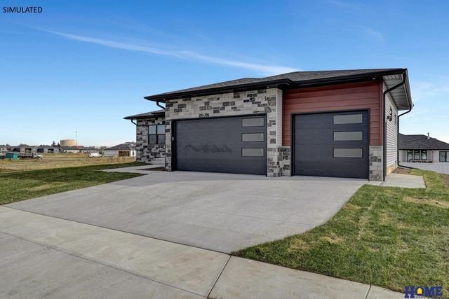 8121 Kallum Drive, Lincoln, NE 68516