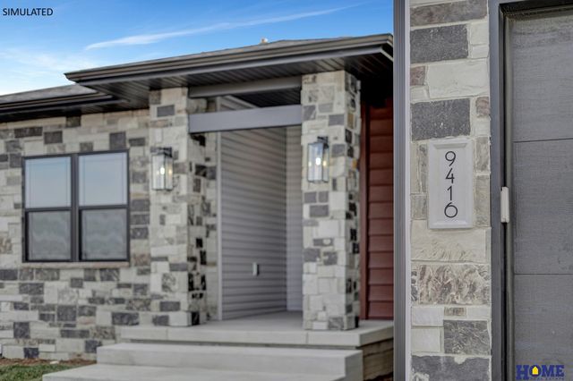 8121 Kallum Drive, Lincoln, NE 68516
