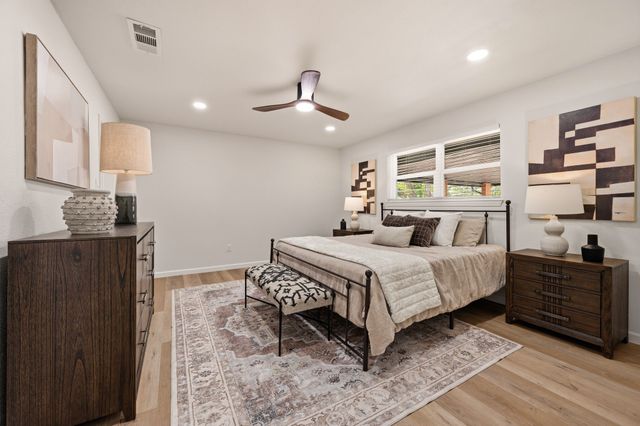 2033 Mountainview Drive, Hurst, TX 76054