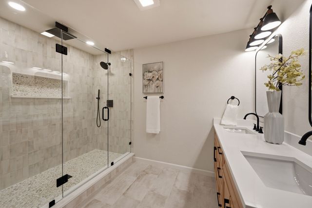 2033 Mountainview Drive, Hurst, TX 76054