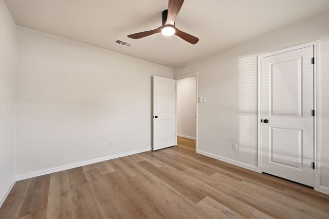 2033 Mountainview Drive, Hurst, TX 76054