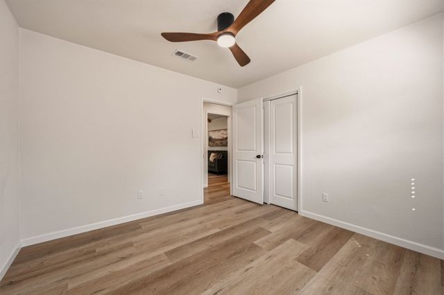 2033 Mountainview Drive, Hurst, TX 76054