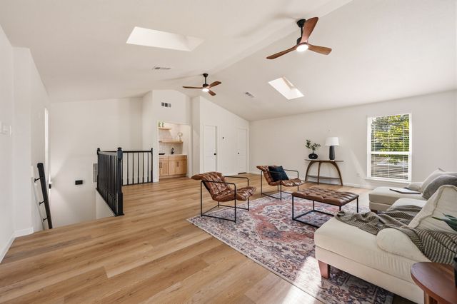 2033 Mountainview Drive, Hurst, TX 76054