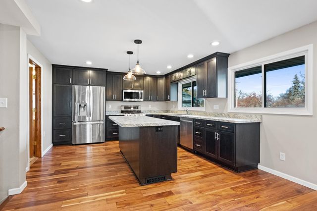 817 1st Street SE, Elbow Lake, MN 56531