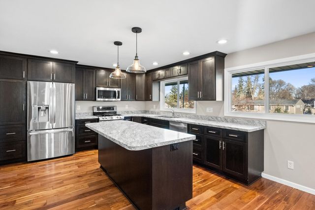 817 1st Street SE, Elbow Lake, MN 56531