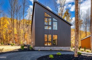 4142 Fontaine Way, Gatlinburg, TN 37738