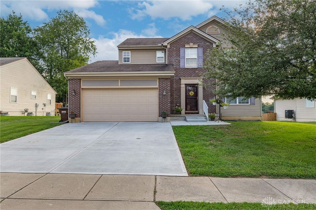 2376 Harmony Drive, Xenia, OH 45385