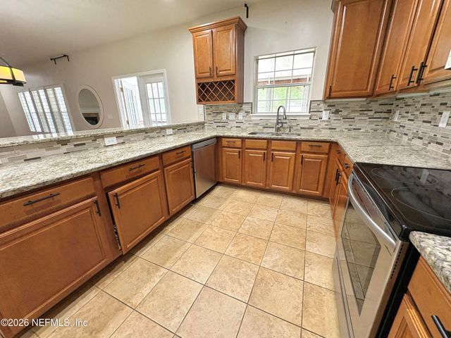 11288 PANTHER CREEK Parkway, Jacksonville, FL 32221