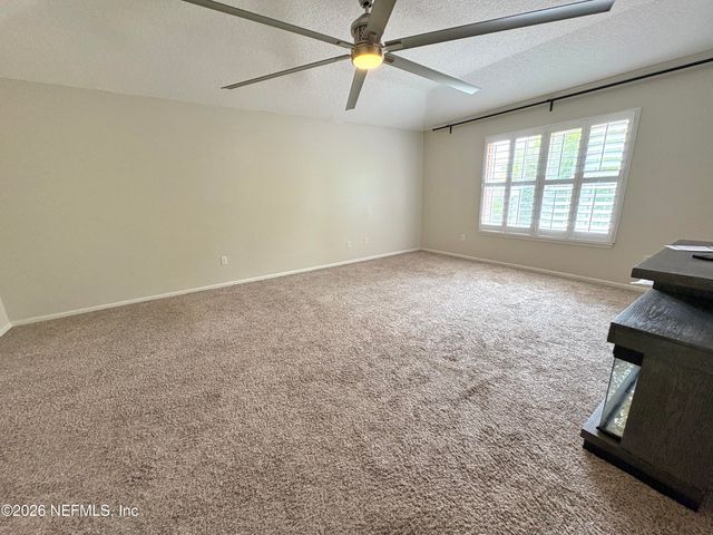 11288 PANTHER CREEK Parkway, Jacksonville, FL 32221