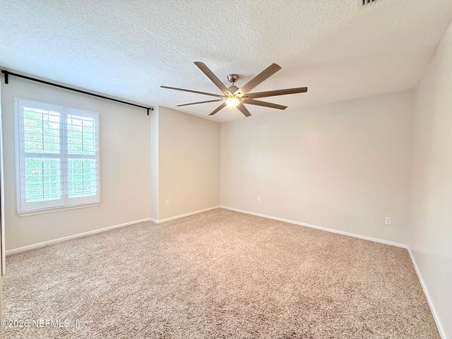 11288 PANTHER CREEK Parkway, Jacksonville, FL 32221