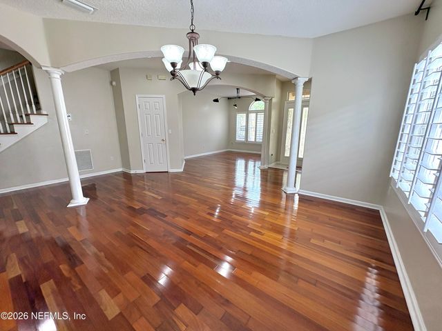 11288 PANTHER CREEK Parkway, Jacksonville, FL 32221