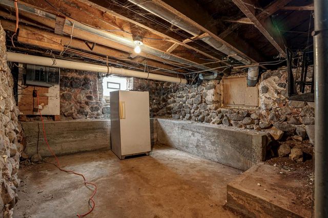 524 BRUCE STREET, New London, WI 54961