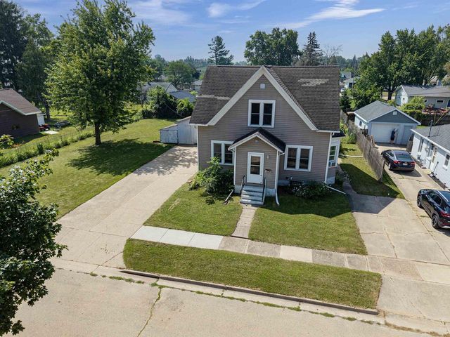 524 BRUCE STREET, New London, WI 54961