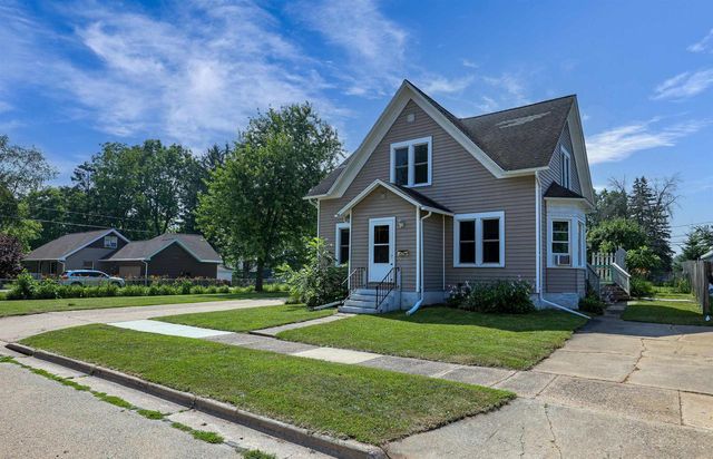 524 BRUCE STREET, New London, WI 54961