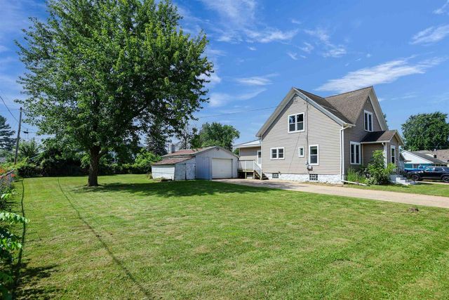524 BRUCE STREET, New London, WI 54961