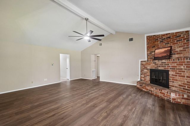 10422 Rocky Hollow Road, La Porte, TX 77571