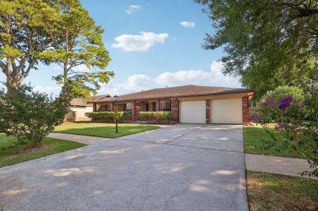 10422 Rocky Hollow Road, La Porte, TX 77571