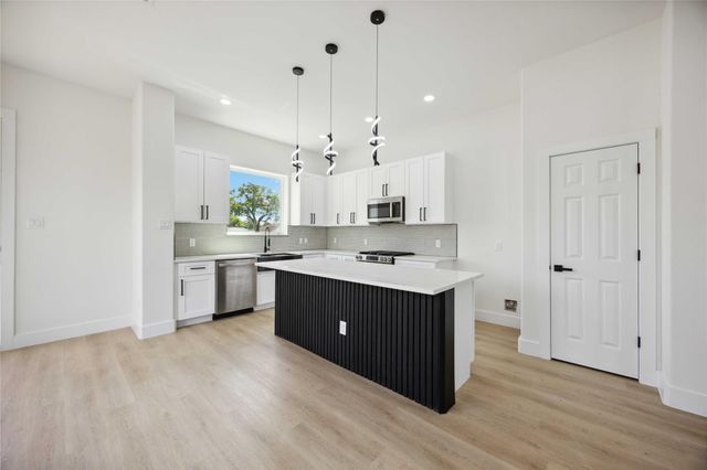 3210 Retta Street A-B, Houston, TX 77026