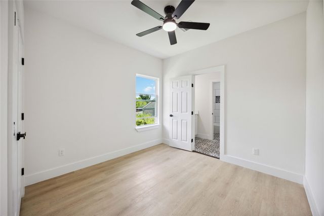 3210 Retta Street A-B, Houston, TX 77026