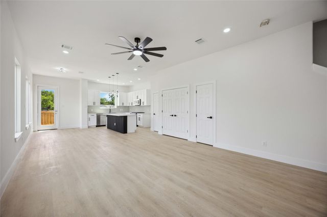 3210 Retta Street A-B, Houston, TX 77026