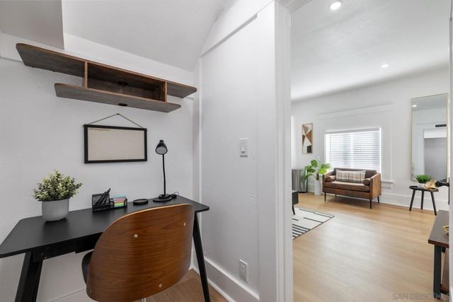 1055 21st, San Diego, CA 92102