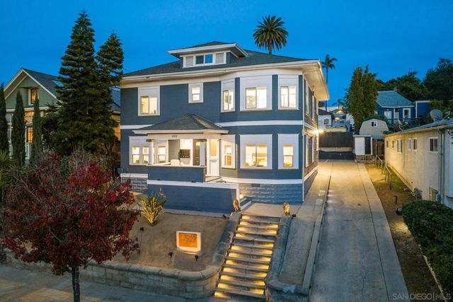 1055 21st, San Diego, CA 92102