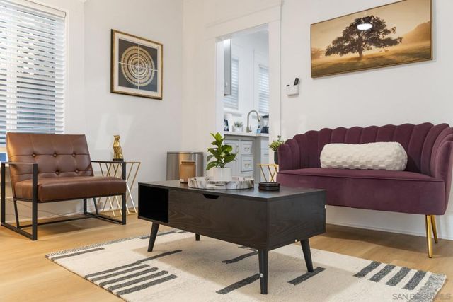 1055 21st, San Diego, CA 92102