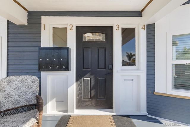 1055 21st, San Diego, CA 92102