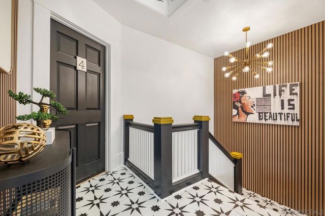 1055 21st, San Diego, CA 92102