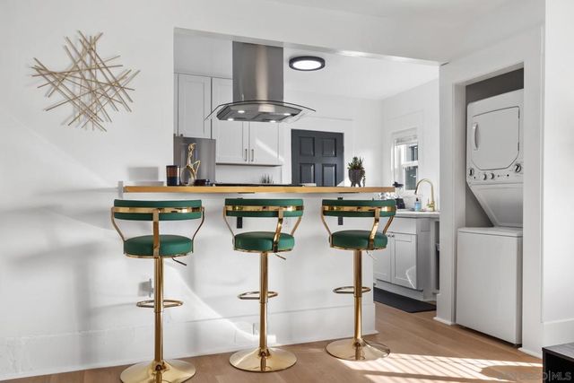 1055 21st, San Diego, CA 92102