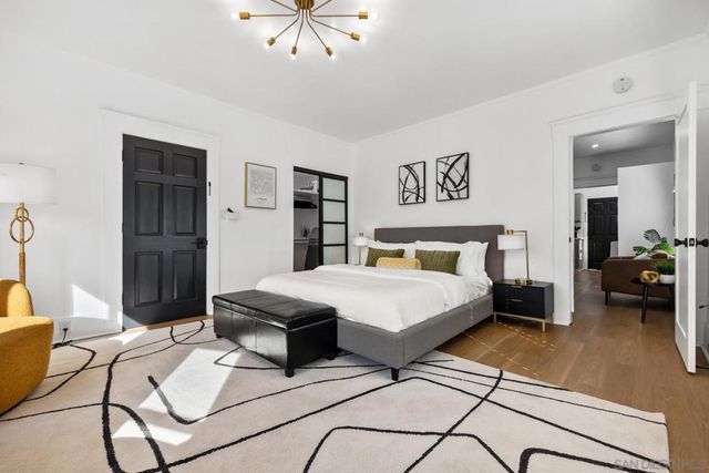 1055 21st, San Diego, CA 92102