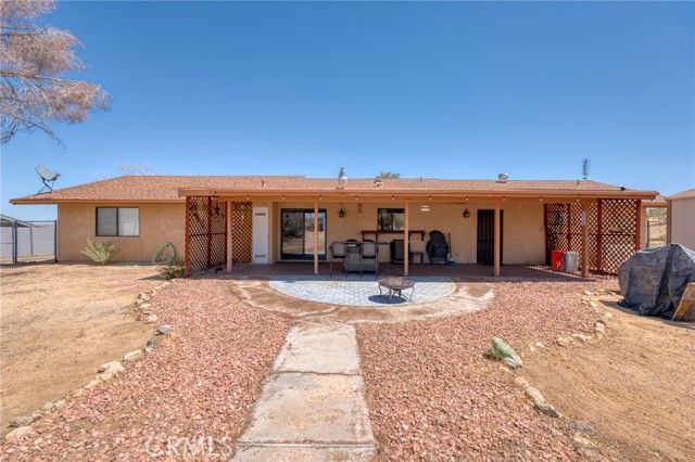 6748 San Angelo, Joshua Tree, CA 92252