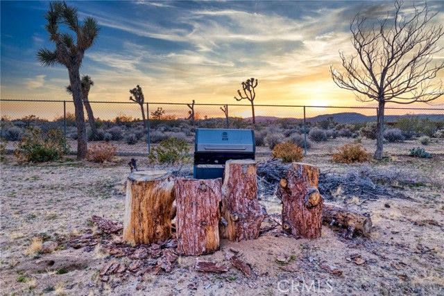 6748 San Angelo, Joshua Tree, CA 92252