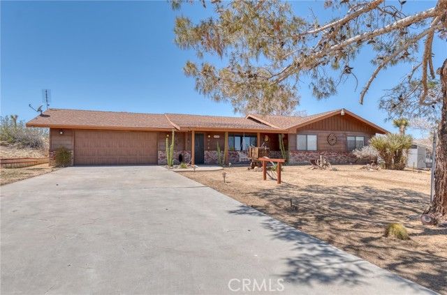 6748 San Angelo, Joshua Tree, CA 92252