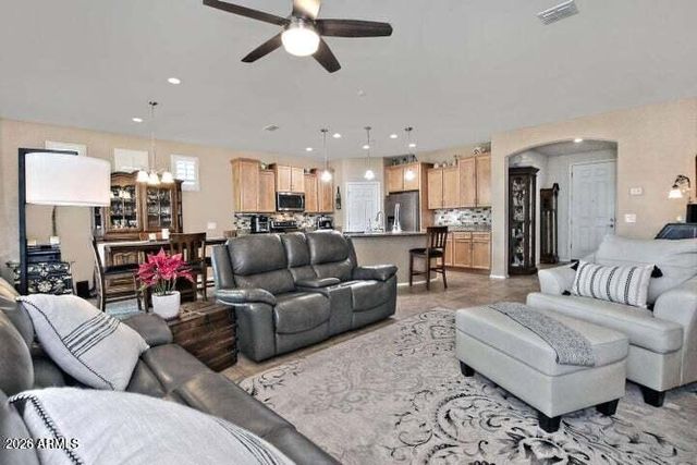 4424 N POTOMAC Drive, Florence, AZ 85132