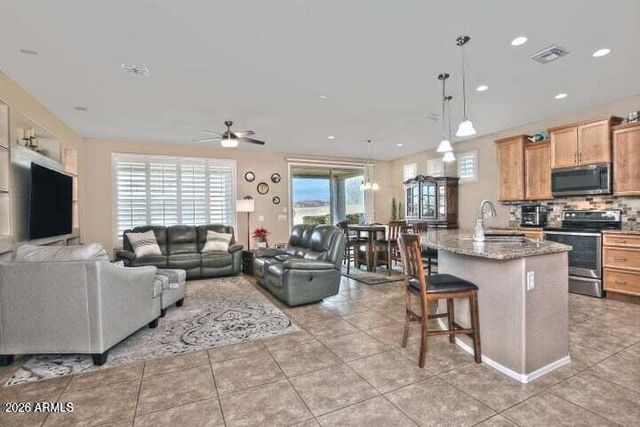 4424 N POTOMAC Drive, Florence, AZ 85132