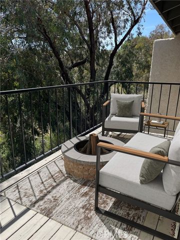 11427 Tampa Avenue 76, Porter Ranch (los Angeles), CA 91326