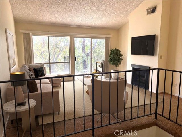 11427 Tampa Avenue 76, Porter Ranch (los Angeles), CA 91326