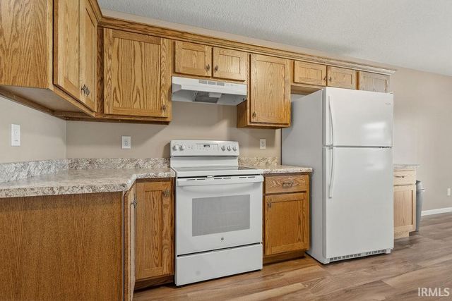 426 Crown Hill Drive, Huntington, IN 46750