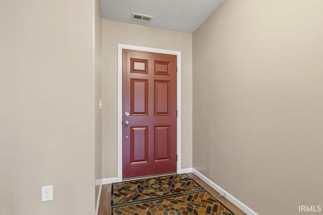 426 Crown Hill Drive, Huntington, IN 46750