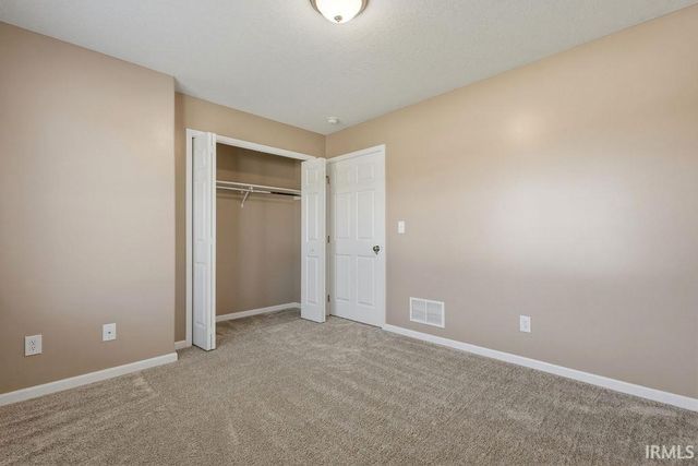 426 Crown Hill Drive, Huntington, IN 46750