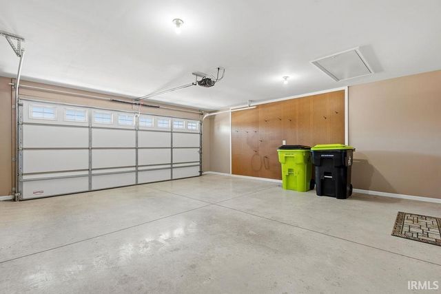 426 Crown Hill Drive, Huntington, IN 46750